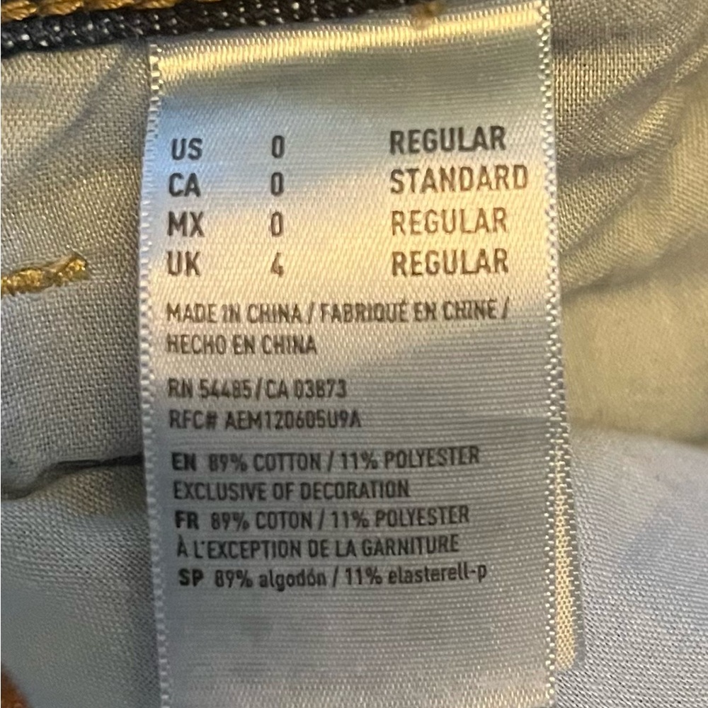 American Eagle Outfitters Tomgirl Distressed Button Fly Jeans SZ 0 - Picture 11 of 11